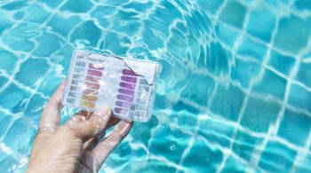 ph of swimming pool water