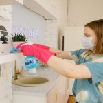 Tips for Using Disposable Gloves in the Kitchen
