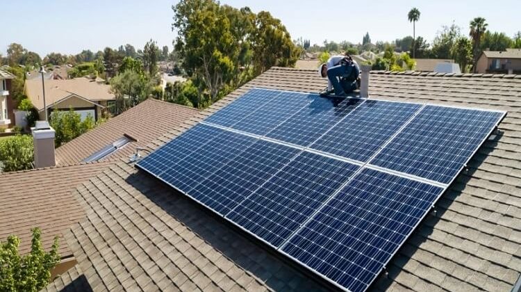 Top Factors to Consider Before Getting a Solar Panel