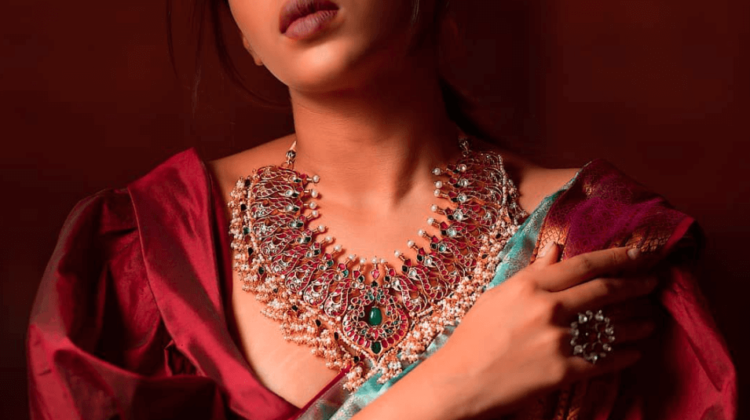 Artificial Jewellery set for Women: Kundan Jewelry Will Always Be In The Style League