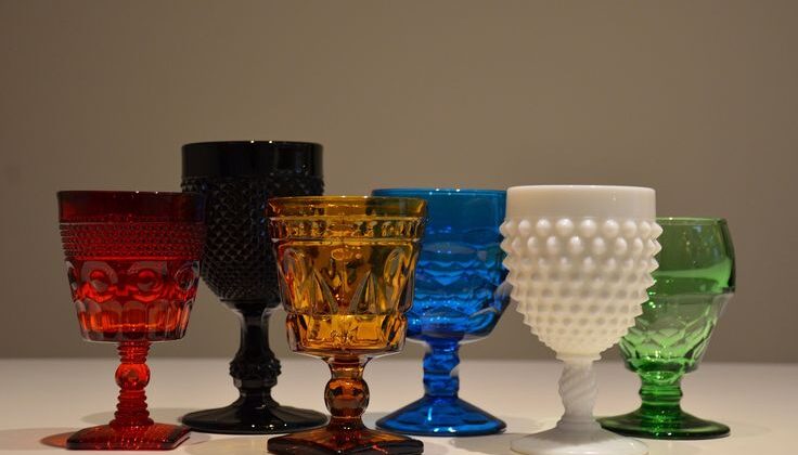 Buying Antique Glassware: What You Should Know